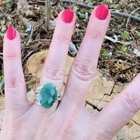 Anillo Facetado en Aventurina Verde con forma ovalada Anillo Facetado en Aventurina Verde con forma ovalada