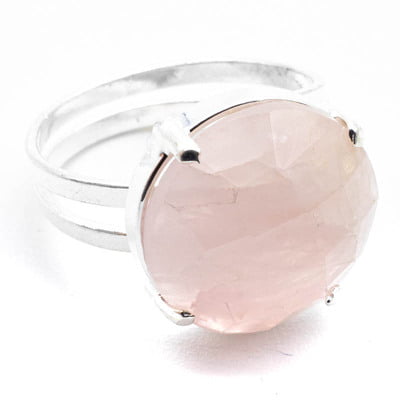 Anillo en Cuarzo Rosa Facetado