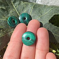 Colgante de Malaquita con forma de donut