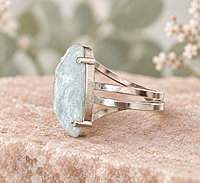 Anillo facetado de Agua Marina